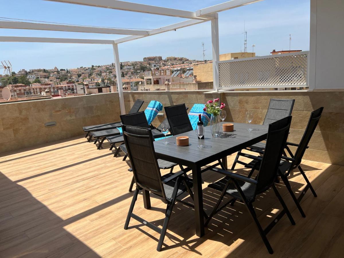 Luxury 190M2 Amplio Apartamento Moderno Con Terraza En La Azotea De 50M2 Junto A La Playa, En El Centro De Torre Del Mar, Malaga, Modern Large Apartment With 50M2 Roof Terrace By The Beach, Right In The Center Of Torre Del Mar, Malaga Luaran gambar