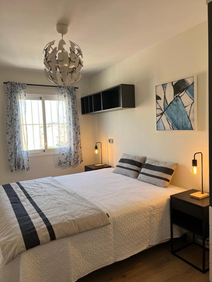 Luxury 190M2 Amplio Apartamento Moderno Con Terraza En La Azotea De 50M2 Junto A La Playa, En El Centro De Torre Del Mar, Malaga, Modern Large Apartment With 50M2 Roof Terrace By The Beach, Right In The Center Of Torre Del Mar, Malaga Luaran gambar