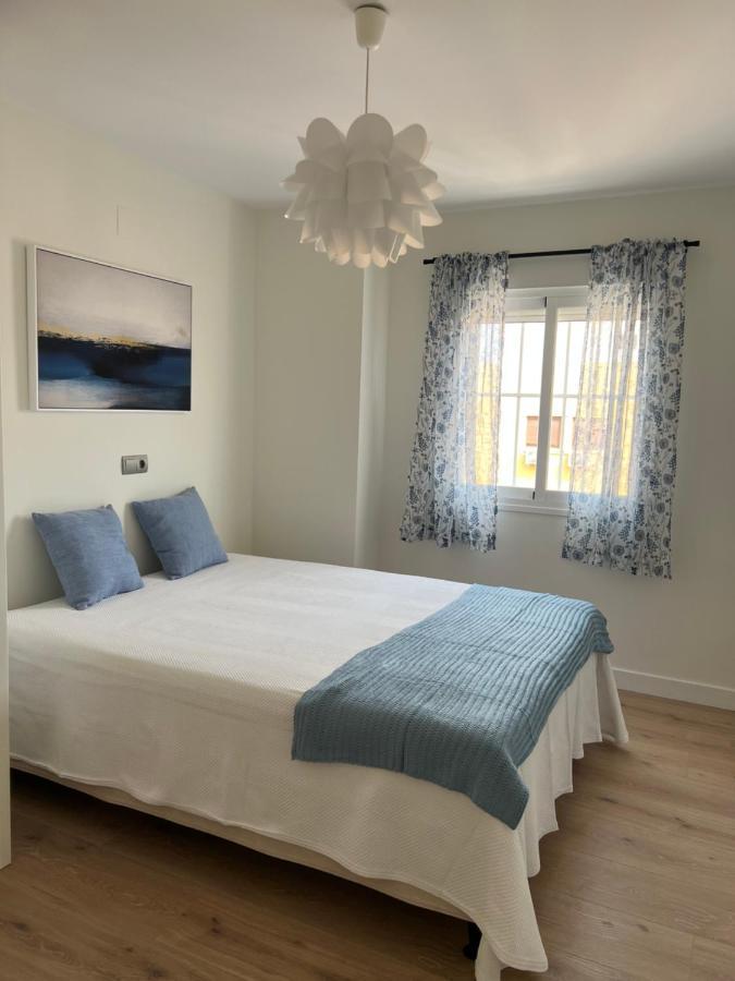 Luxury 190M2 Amplio Apartamento Moderno Con Terraza En La Azotea De 50M2 Junto A La Playa, En El Centro De Torre Del Mar, Malaga, Modern Large Apartment With 50M2 Roof Terrace By The Beach, Right In The Center Of Torre Del Mar, Malaga Luaran gambar