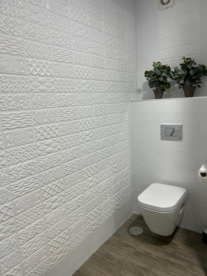 Luxury 190M2 Amplio Apartamento Moderno Con Terraza En La Azotea De 50M2 Junto A La Playa, En El Centro De Torre Del Mar, Malaga, Modern Large Apartment With 50M2 Roof Terrace By The Beach, Right In The Center Of Torre Del Mar, Malaga Luaran gambar
