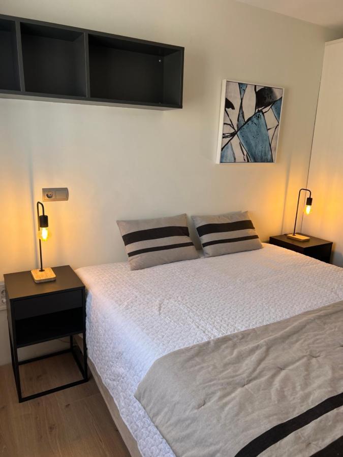 Luxury 190M2 Amplio Apartamento Moderno Con Terraza En La Azotea De 50M2 Junto A La Playa, En El Centro De Torre Del Mar, Malaga, Modern Large Apartment With 50M2 Roof Terrace By The Beach, Right In The Center Of Torre Del Mar, Malaga Luaran gambar